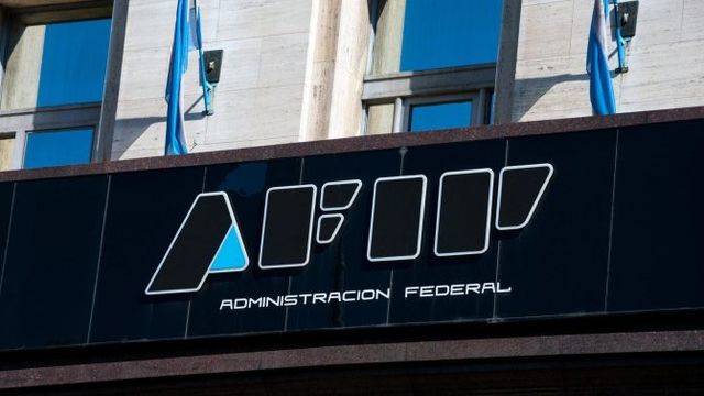 Cámara Argentina de Comercio y Servicios | NOTICIA | TRAS LA ELIMINACION DE TURNOS EN LOS BANCOS, LA CAC SOLICITO A LA AFIP QUE TOME UNA DECISION SIMILAR